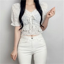 비위치 비위치 플라워 스모크 리본 프릴 크롭 블라우스 (8729056)
