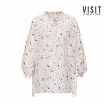 비지트인뉴욕 플리티드 타이넥 블라우스(VW4SS22)