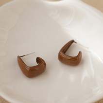 다왕 bnZE511 밀크 카라멜 커피 귀걸이 [은침]