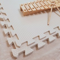 [심플리매트] 60cm*60cm 4장 1세트 1.2m*1.2m 설치 거실 아기 놀이 놀이방 바닥 퍼즐 플레이 유아 매트 셀프 시공, 크림베이지, 20