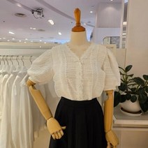 미엘로 MM44KC102_레이스배색브이넥블라우스