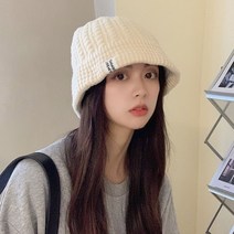 은창]사이드 엣지 라벨 꽈배기 니트 모자 여성 가을 겨울 보온 방한