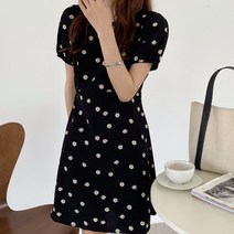 [랜덤플레이]데이트룩 플라워 미니 원피스