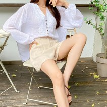브이와이 여자 레이스 금색 SS 단추 롱슬리브 블라우스