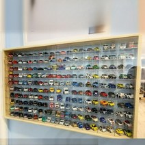 플레이모빌 피규어 케이스 박스 수납장 미니카 토미, 150개의 그리드 도어 및 후면 패널 포함