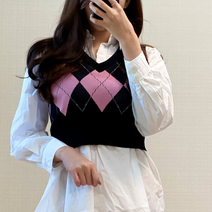 아가일 브이넥 크롭 니트 민소매 베스트 체크무늬 니트티