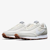 나이키 데이브레이크 No.1 인기컬러 우먼스 - 써밋화이트