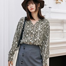 법대로사랑하라 3회 4회 이세영 블라우스 셔츠 옷 뱀피 패턴 작은아씨들 김고은 박민영