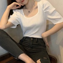 일상룩 데이트룩 여성 패션 벌룬 퍼프 소매 반팔티