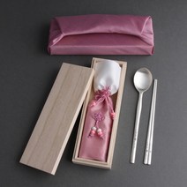 물결거북 칠보 특 은수저 1벌 80% (1인용) 부모님생신 창립기념품 퇴직자선물 결혼예물 답례품 기념일 칠순 VIP선물 숟가락1개+젓가락1매+수저집+보증서+오동나무함+보자기포장, 홍색수저-블루보자기-분홍주머니-인쇄없음