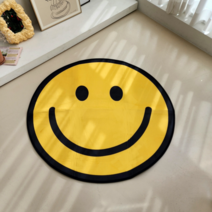 우소시 워셔블 스마일 러그 원형