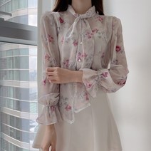 춘게엘 스윗 플라워 레이스 리본 끈 나팔 블라우스 r019