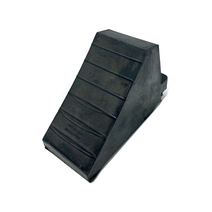 고무 차량 버팀목 고임목 소형 중형 승용창 화물차 경사로 주차 미끄럼방지턱 밀림방지턱, 중대형 (4kg)