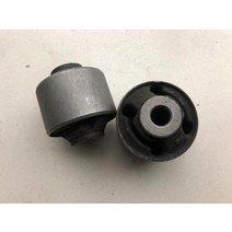 서스펜션 쇽업쇼바 (2pcskit) 중국 roewe 350 mg5 자동차 자동차 모터 부품 용 컨트롤 암 부싱 50006098, 큰 부싱
