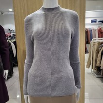 조이너스 여성정장 매장인기상품 굉장히 기본스타일의 어디에도 어울리는 만능이너 티셔츠