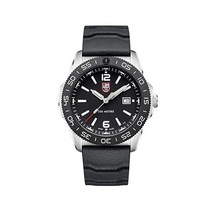 루미녹스 퍼시픽 Diver XS.3121 남성용 시계 44mm 날짜 표시가 있는 블랙실버