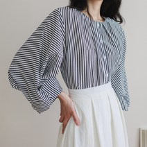 [국민룩] 팔뚝 커버 스트라이프 블라우스