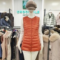 크로커다일레이디 가볍고 따스한 프리미엄 경량 덕다운 (솜털 90%이상) 패딩 조끼 라운드넥 브이넥 모두 연출가능 뉴코아 인천점