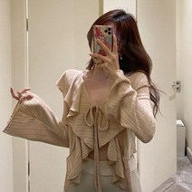 [랜덤플레이]소매 플레어 스트링 가을 블라우스