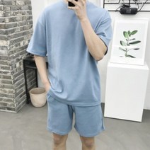 용된다 남녀공용 커플 반팔 반바지 트레이닝 세트