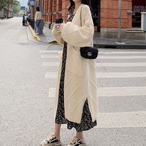 마름모 꽈배기 포켓 울 롱가디건 도톰 루즈핏 여성