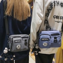 코니 심플 베이직 스퀘어 빈티지 캐주얼 간편 데일리 미니 포켓 남녀공용 남자 여자 대학생 커플 라이딩 가방 배지 뱃지 와펜 아메카지 숄더 크로스백 천가방 스포티 시밀러룩