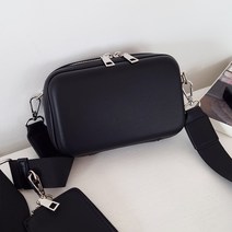 [발렌시아가] 에브리데이 카메라백 미디엄(679267)