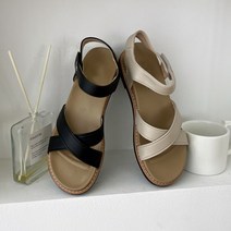 여성 스트랩 샌들 편한 여름 신발 2color 스트랩샌들신발 통굽샌들 여자여름샌들 학생샌들 예쁜여름샌들 발편한여름샌들 여름슬리퍼 여성여름구두 여자샌들추천 깔끔한학생샌들