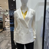 조이너스 여성정장 매장인기상품 깔끔하게 떨어지는 더블 화이트 자켓