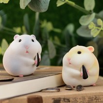 [해외직구] 저세상 귀여움 힐링 먹방 햄스터 모형/햄스터인형 장식 소품 선물 아이방 책상 피규어, 해바라기씨앗, 그레이