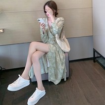 플라워 쉬폰 원피스 소프트스타일 프렌치 브이넥 롱 슬림핏 키커 보이는 옆트임 슬릿 매너 여성 2758101765