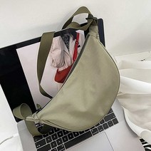 여자 대학생 코디룩 바디백 데이트 편한 크로스 가방 어깨크로스 쇼핑몰 공항패션 예쁜바디백 여행패션