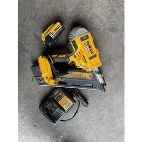 무선 Fix Fist 2 DeWalt 단 중고 90mm 배터리 프레이밍 및 18V 타정기 충전기 DCN692, 1개