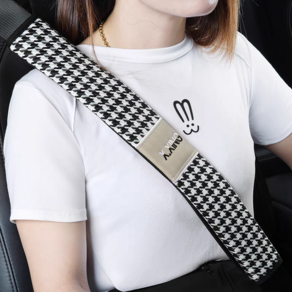 [무료배송]체크 롱사이즈 차량용 안전벨트커버 남녀공용 50cm, 1개, 체크 베이지