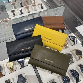 미국해외직구 빠른 배송 마이클코어스 MICHAEL KORS 젯 셋 트래블 라지 트라이폴드 3단 여성 장지갑 35H9GTVF3L 블랙 러기지 시트러스