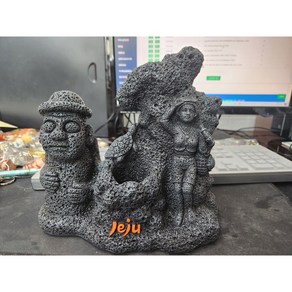 Jeju(제주) 돌하르방과 해녀(용두암) 펜꽂이 장식인형(22cm x 20cm)