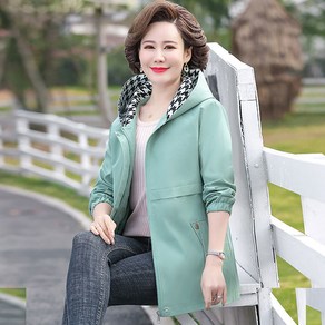 ROYALBELLE 여성 데일리 베이직 루즈핏 심플 후드 재킷 중년여성 기본핏 바람막이 자켓 D0021207