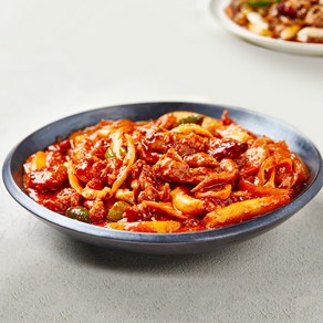 쿡솜씨 매콤찜닭 밀키트 고추장 매콤 양념 닭다리 순살 당면 떡사리 닭볶음탕 캠핑 데이트 홈파티, 1개, 730g