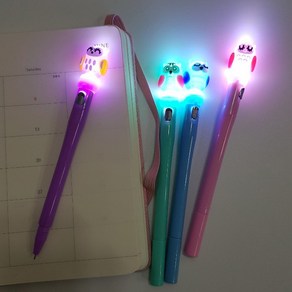 LED LED캐릭터펜 부엉이 유니콘 0.3mm 불빛 단체선물 예쁜볼펜, 1개, 01.LED캐릭터볼펜_부엉이