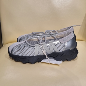 국내매장판 마뗑킴 메쉬 발레 스니커즈 실버 MESH BALLET SNEAKERS IN SILVER 마땡킴 MATIN KIM