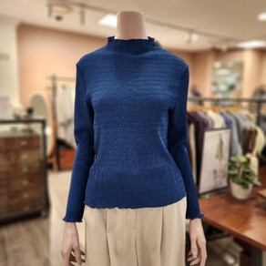 BCBG [올앤선드리] A플리츠 모크넥 블라우스 - A4S1G471 58 [PEACOCK BLUE]