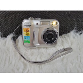 니콘 COOLPIX 3100 3.2MP 디지털 카메라 - 실버