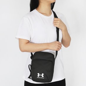 언더아머 크로스백 UA LOUNDON Lite CrossBody 블랙-화이트 로고