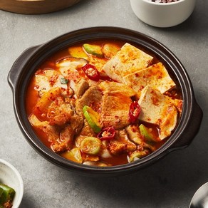 쿡솜씨 돼지고기두부찌개 밀키트 두부 한모 돼지고기 고추장찌개 데이트 캠핑 홈파티, 900g, 1개