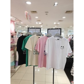 셀덴 [동아백화점 수성점] 23시즌 여름 데이지꽃 프린트 기본 라운드 여름 반팔 베이직 티셔츠 EDRA23351-01