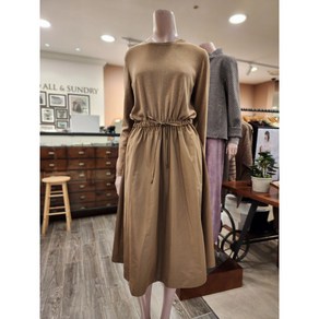 BCBG [올앤선드리] 펄사 니트배색OP - A3F8O623 74 [BROWN]