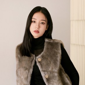 셀렙샵 에디션 24FW 글로시 FAUX밍크 베스트