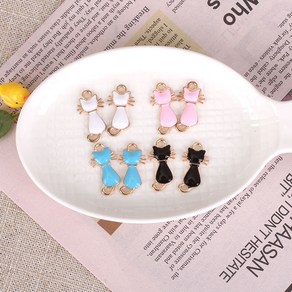 짱패브릭 메탈 고양이 뒷모습 팬던트 참장식, 화이트, 1개