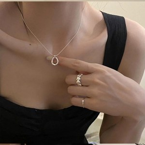 디아더컬러 여성용 빈 오벌 펜던트 목걸이
