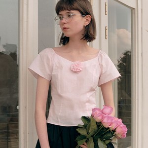 로라로라 ROSE SMOCKING BLOUSE